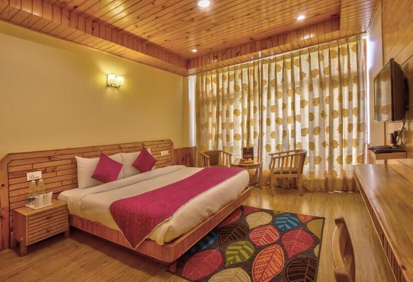 اتاق لوکس با بالکن, The Holiday Resorts And Cottages