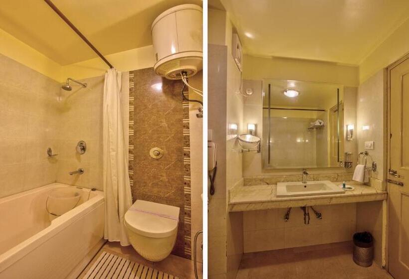 اتاق استاندارد با بالکن, The Holiday Resorts And Cottages