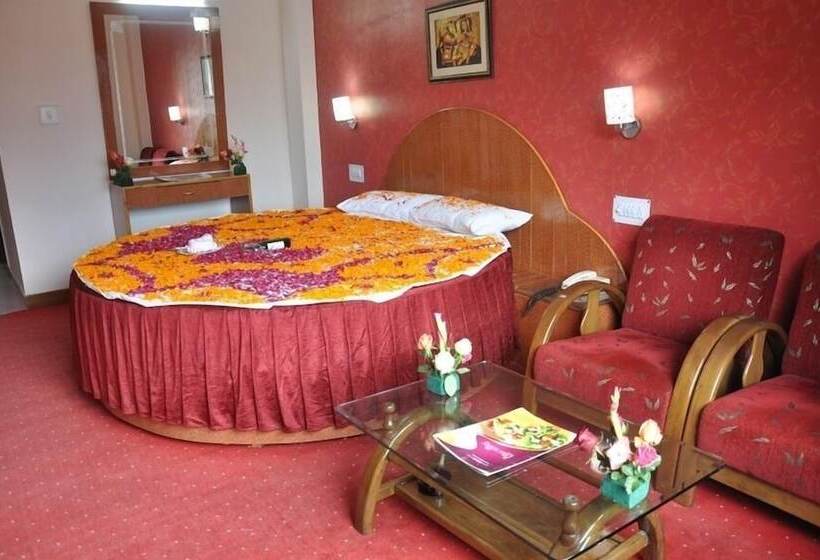اتاق لوکس, The Royal Regency Manali