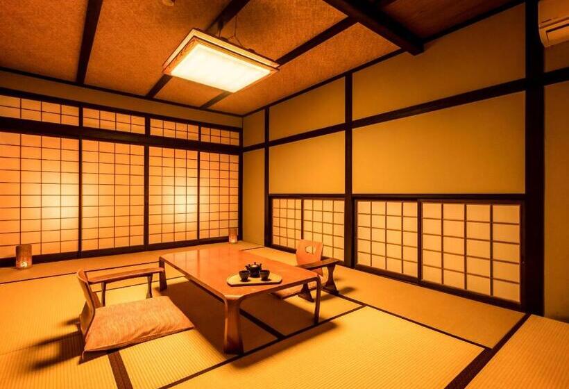 Номер Стандарт, Ooedo Onsen Monogatari Premium Saiki Bekkan