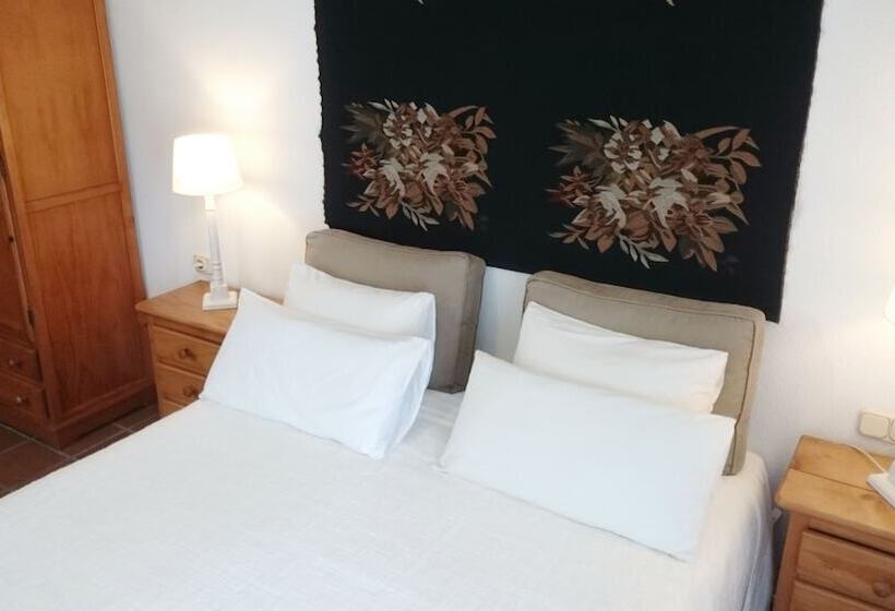 スタンダードスタジオ, Apartamentos Turísticos La Mundial