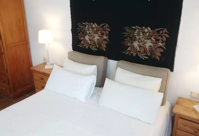 استودیوی استاندارد, Apartamentos Turísticos La Mundial