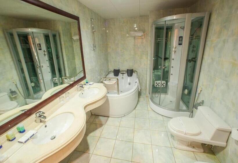 סוויטה נשיאותית, Atlantic Palace