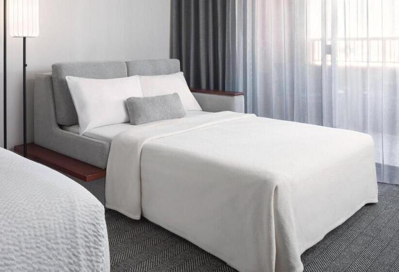 غرفة قياسية سرير كينج, Courtyard Farmington