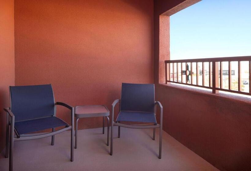 Номер Стандарт, Courtyard Farmington