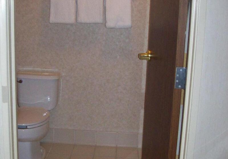 غرفة قياسية سرير كينج, Courtyard Farmington