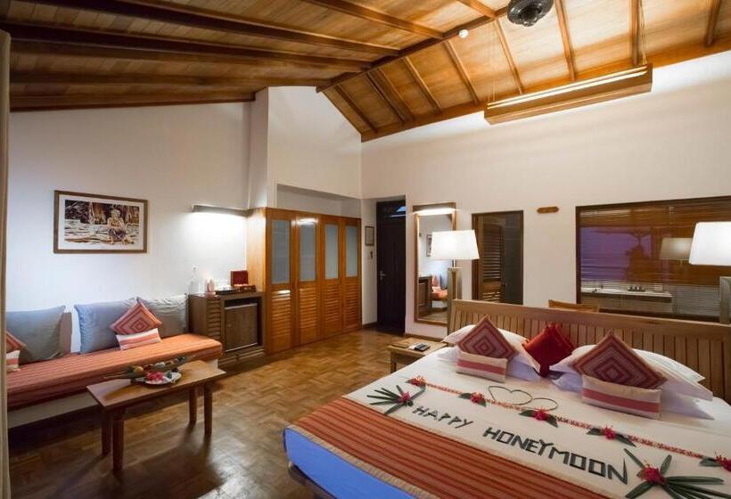 ویلای 1 خوابه, Reethi Beach Resort