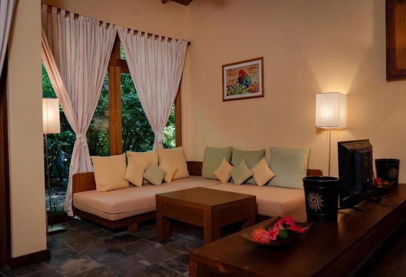 ویلای 1 خوابه, Reethi Beach Resort