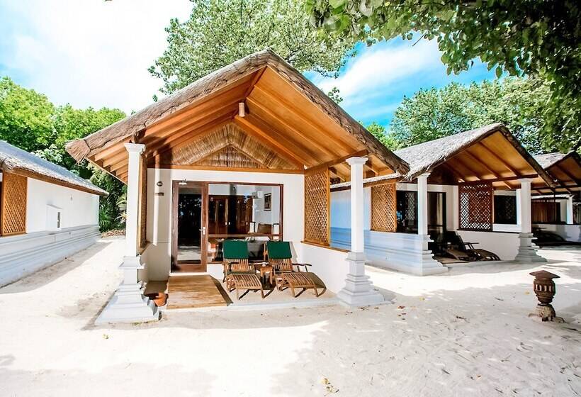 ویلای 1 خوابه, Reethi Beach Resort