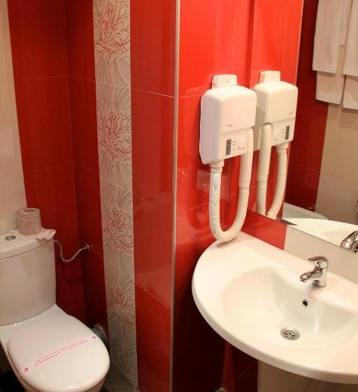 Quarto Familiar, Riagor