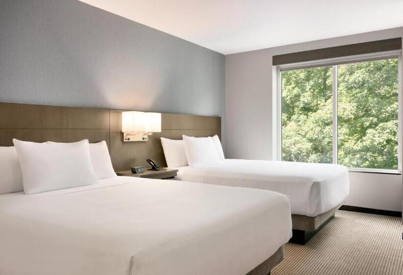 Номер Стандарт 2 Двуспальные Кровати, Hyatt Place Fort Lee/george Washington Bridge