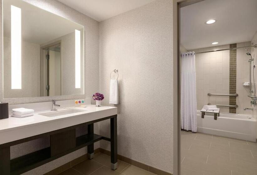 جناح لذوى الاحتياجات الخاصة, Hyatt Place Fort Lee/george Washington Bridge