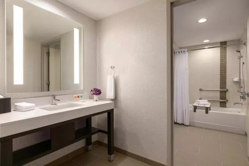 身障者適用スイートルーム, Hyatt Place Fort Lee/george Washington Bridge