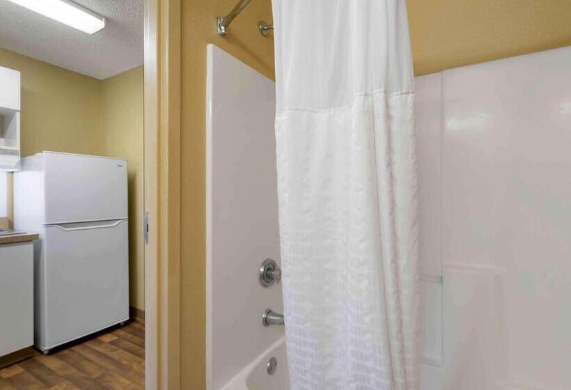 إستوديو قياسى, Extended Stay America Suites  Tampa  Airport  Spruce Street