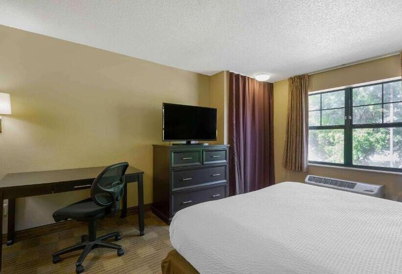 إستوديو قياسى, Extended Stay America Suites  Tampa  Airport  Spruce Street