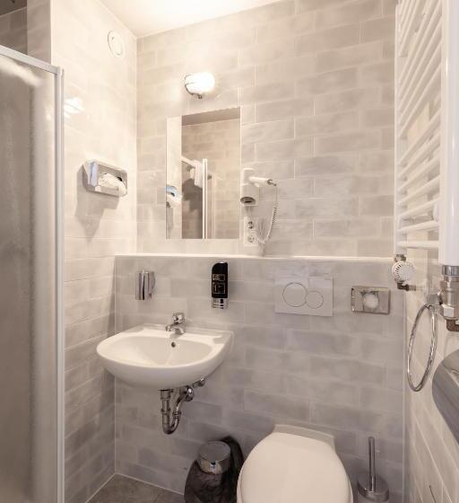 共用房间的床, a&o Graz Hauptbahnhof