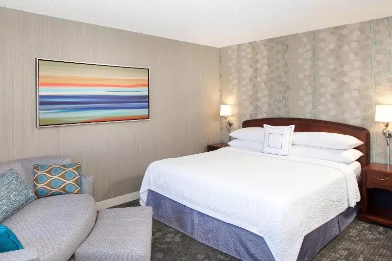 キングサイズベッドのスタンダードルーム, Courtyard By Marriott Oakland Airport