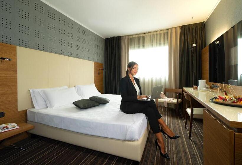 חדר סטנדרט פנימי, D120