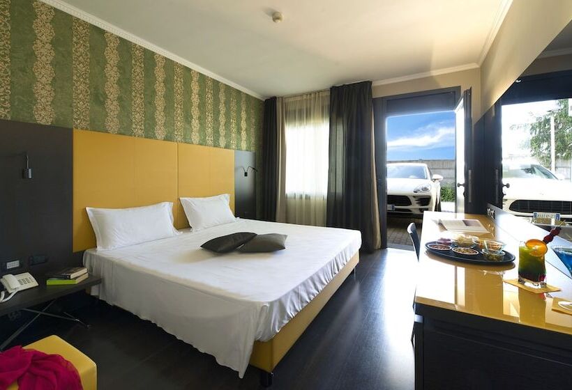 חדר אקונומי, D120