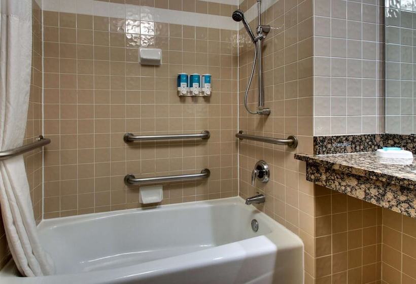 障害者適応デラックスルーム, Drury Inn & Suites Albuquerque North