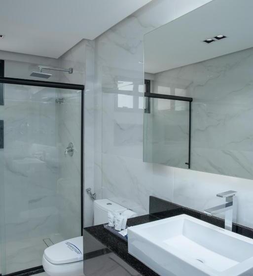 سوئیت مستر با چشمانداز دریا, Meridiano