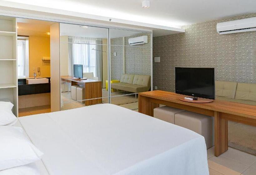 اتاق استاندارد سه نفره, Meridiano