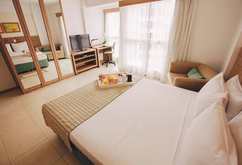 디럭스 룸, Saint Moritz Hplus Express