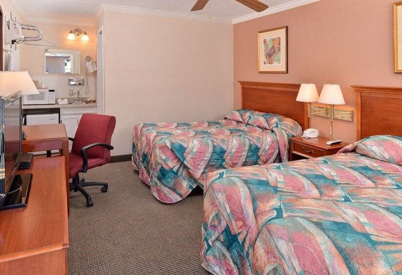 스탠다드 룸 더블 침대 2개, Golden Eagle Motel