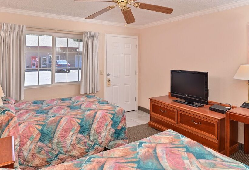 חדר סטנדרט שתי מיטות זוגיות, Golden Eagle Motel