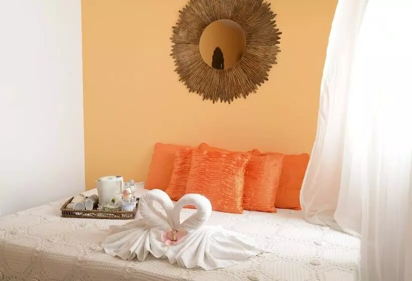 اتاق استاندارد چهارنفره با سرویس بهداشتی مشترک, La Fonda Benissa, Grupo Terra De Mar, Alojamientos Con Encanto