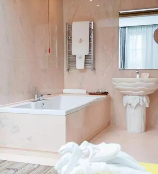 デラックスルーム, Alentejo Marmòris Hotel & Spa, A Small Luxury Hotel Of The World