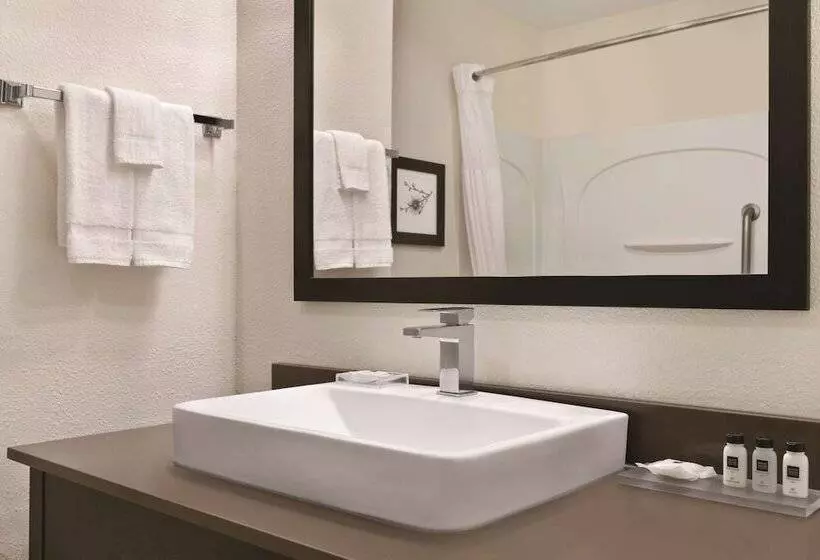 身障者適用スイートルーム, Country Inn & Suites By Radisson Fairborn South Oh