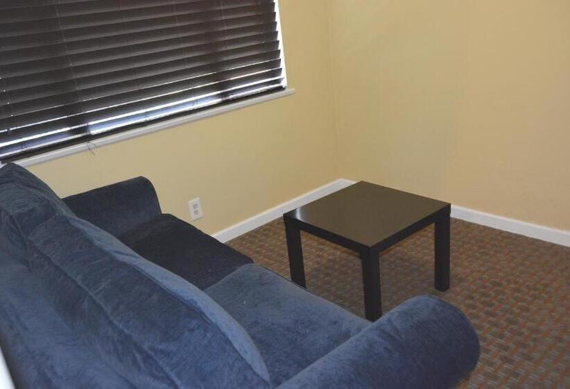 Family Suite, Oasis Inn And Suites