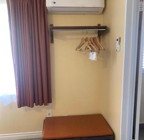 غرفة ديلوكس, Oasis Inn And Suites