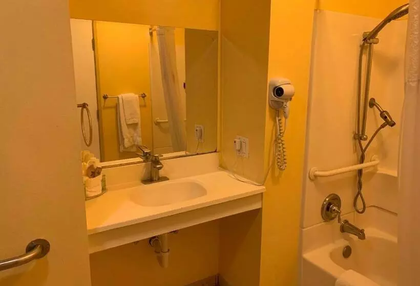 اتاق استاندارد برای معلولان, Oasis Inn And Suites