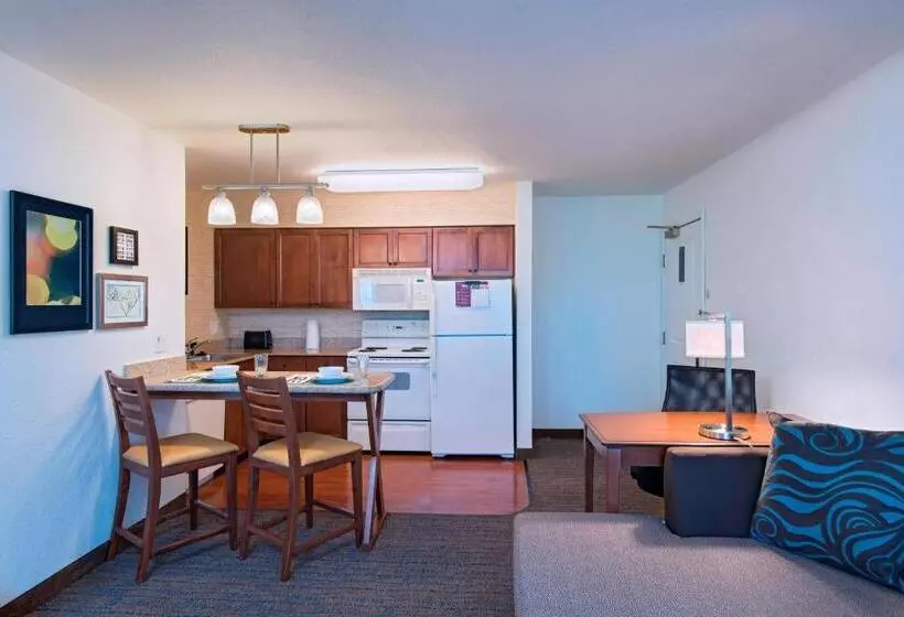 キングサイドベッドのスタンダードワンルーム, Residence Inn Columbia