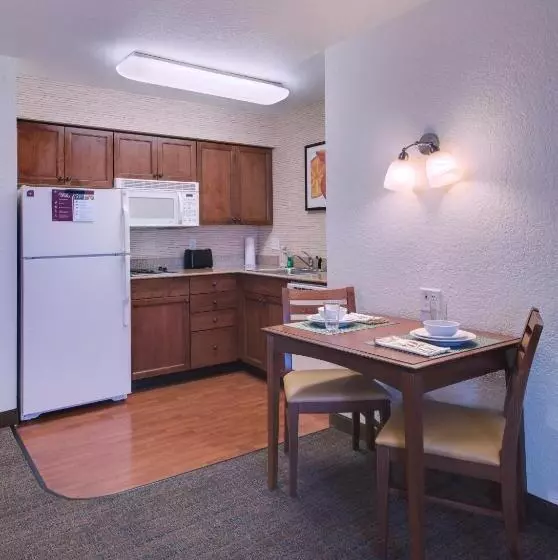 キングサイドベッドのスタンダードワンルーム, Residence Inn Columbia