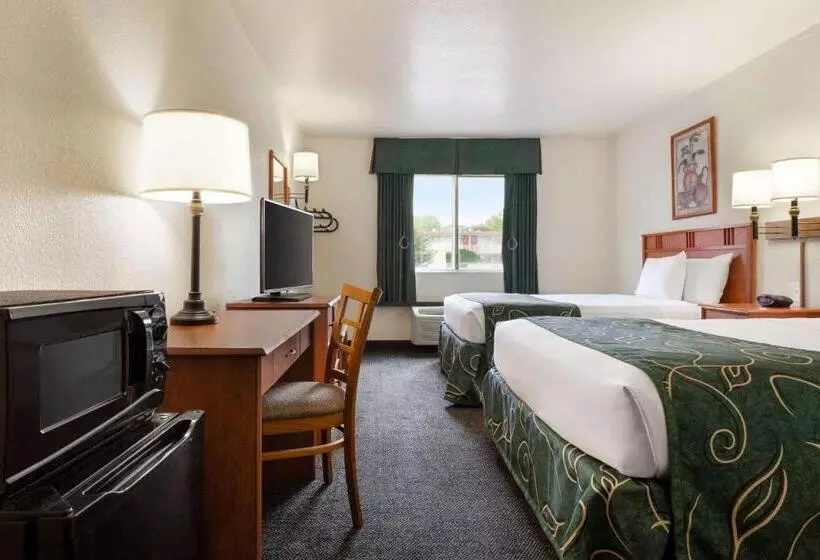 障害者適応デラックスルーム, Travelodge By Wyndham North Platte