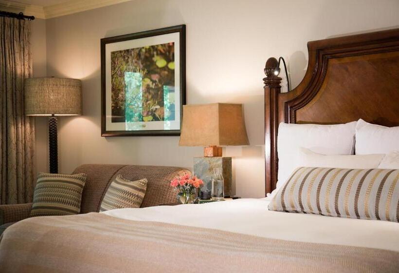 Полулюкс, The Lodge At Woodloch