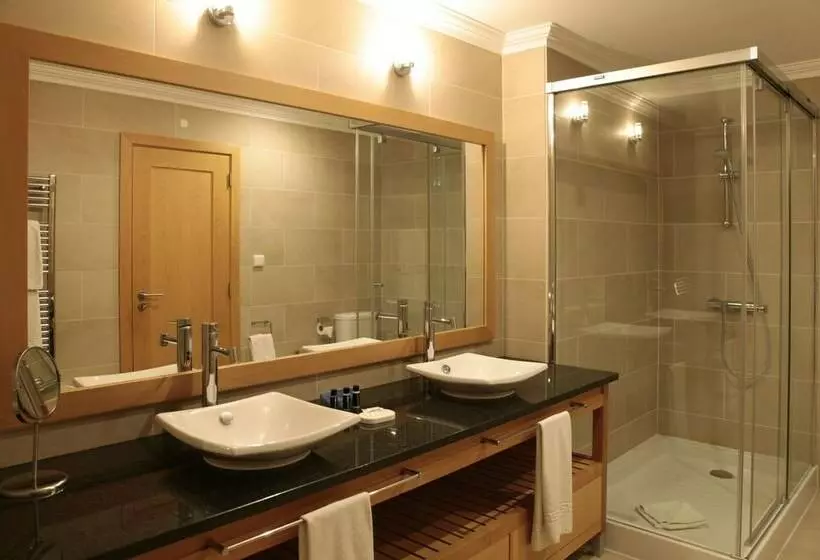２ベッドルームのテニメントハウス, The Beachfront  Praia D El Rey Golf & Beach Resort