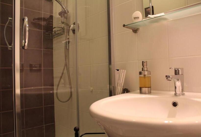 חדר סטנדרט לשלושה, B&b Da Ponticello