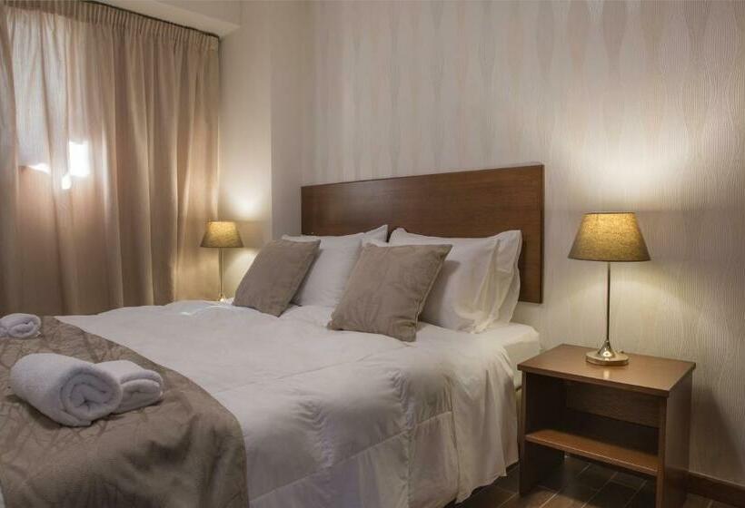 Студио Стандарт Вид на Бассейн, Enalio Suites
