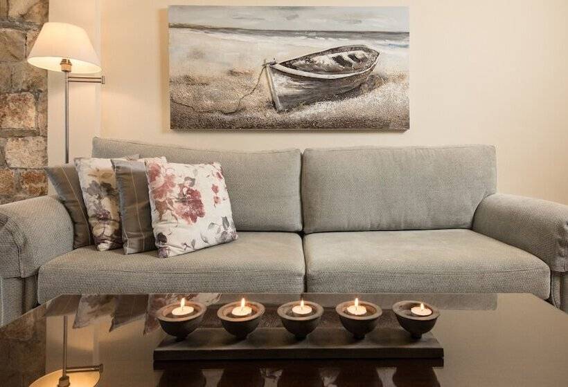 Люкс Повышенной Комфортности, Enalio Suites