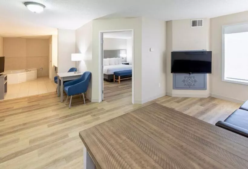 キングサイズベッドのスイートルーム, Grandstay Apple Valley
