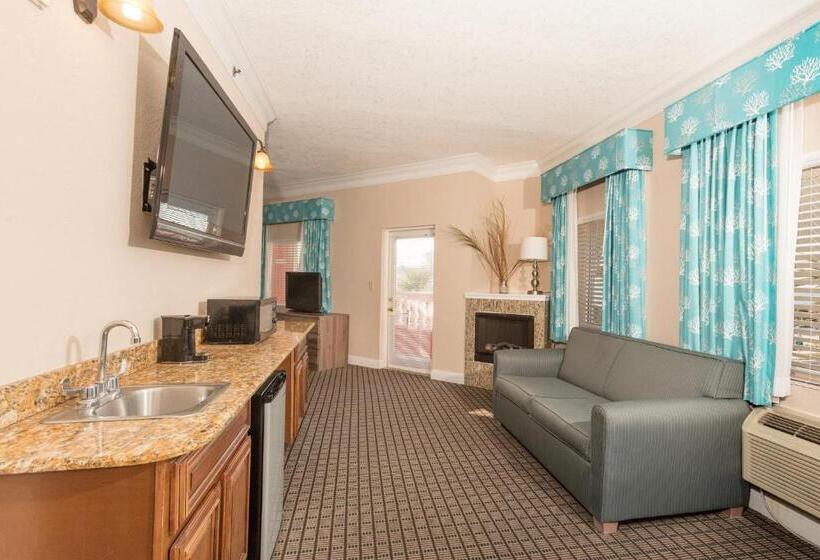 جناح جونيور مطلّ علي البحر, Amelia Hotel At The Beach