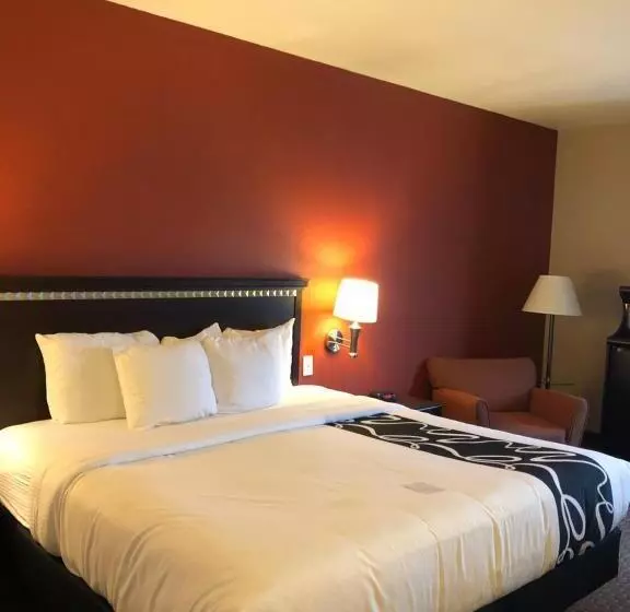 Standard-invahuone King-vuode, Americas Best Value Inn Gun Barrel City