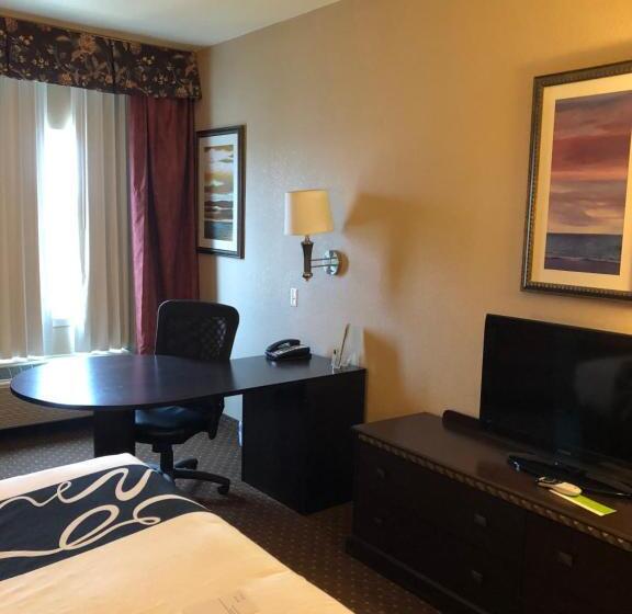 Номер Стандарт Двуспальная Кровать, Americas Best Value Inn   Gun Barrel City