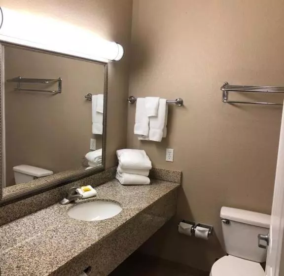 Standard-invahuone, Americas Best Value Inn Gun Barrel City