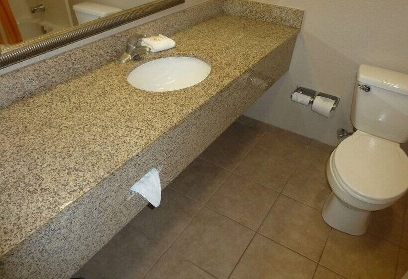 Номер Стандарт 2 Двуспальные Кровати, Americas Best Value Inn   Gun Barrel City