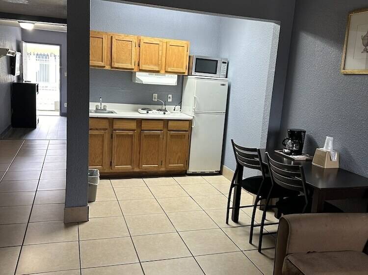 ２ダブルベッドのスタンダードルーム, Americas Best Value Inn And Suites Groves